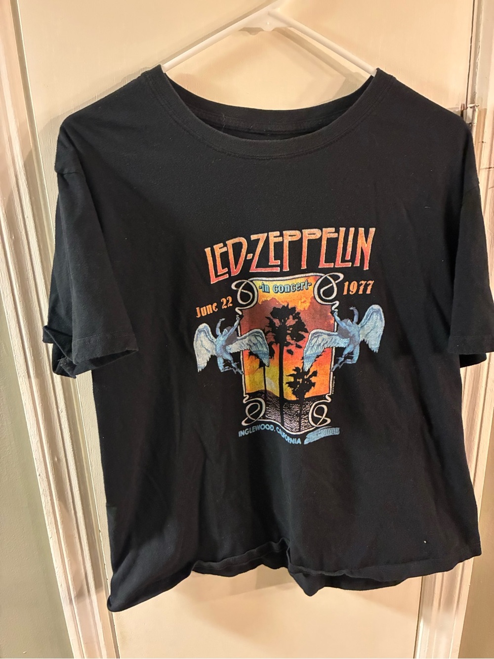 Men's Large Short Sleeve T-Shirt Crew Neck LED Zeppelin 100% Cotton Black